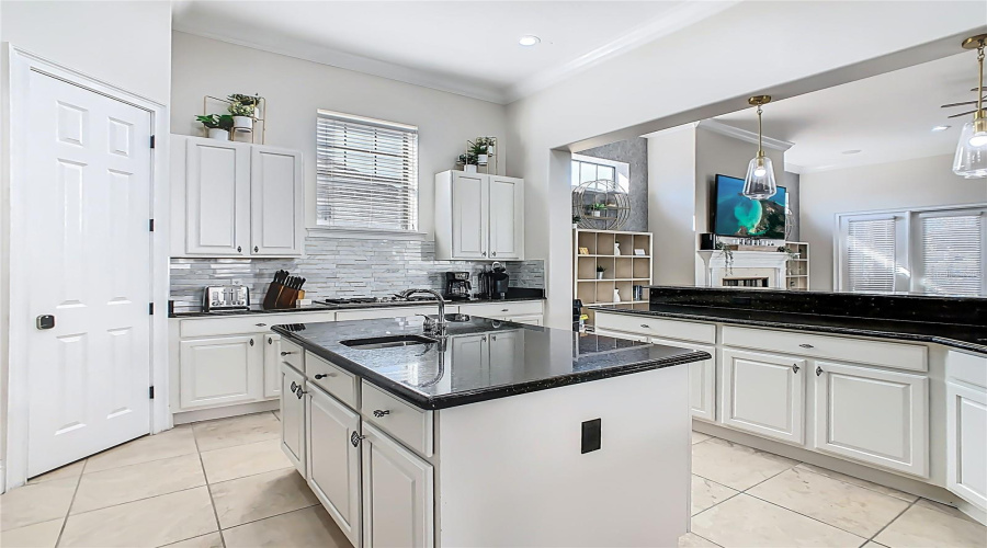 REUNION, Florida 34747, 5 Bedrooms Bedrooms, ,5 BathroomsBathrooms,Residential,For Sale,MUIRFIELD LOOP,0,MFRO6386329