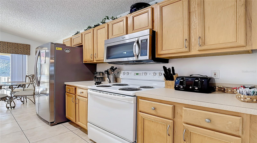 Fully equipped kitchen