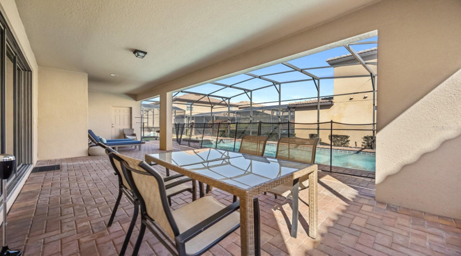 KISSIMMEE, Florida 34747, 9 Bedrooms Bedrooms, ,6 BathroomsBathrooms,Residential,For Sale,LIMA,0,MFRO6384770