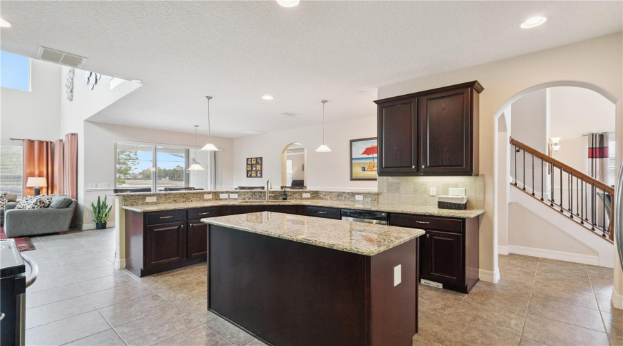 DAVENPORT, Florida 33837, 5 Bedrooms Bedrooms, ,3 BathroomsBathrooms,Residential,For Sale,DRAYTON AVE,0,MFRS5144153