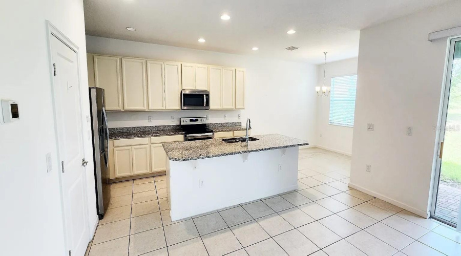 DAVENPORT, Florida 33897, 5 Bedrooms Bedrooms, ,3 BathroomsBathrooms,Residential,For Sale,TRINITY RIDGE,0,MFRS5143813