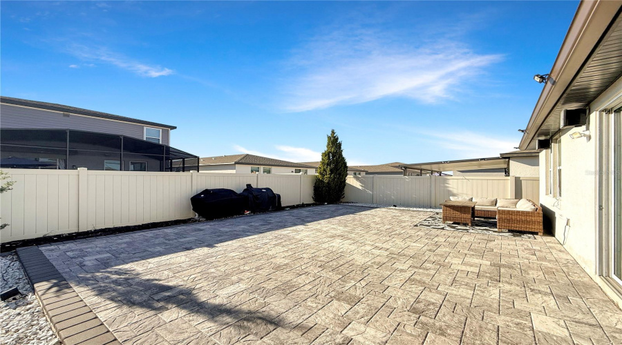 DAVENPORT, Florida 33897, 3 Bedrooms Bedrooms, ,2 BathroomsBathrooms,Residential,For Sale,MONACO,0,MFRS5144559