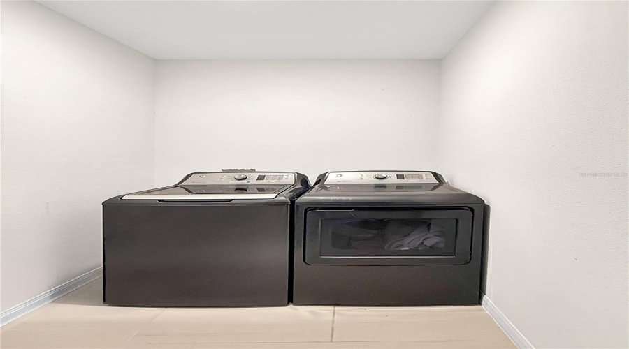 DAVENPORT, Florida 33897, 3 Bedrooms Bedrooms, ,2 BathroomsBathrooms,Residential,For Sale,MONACO,0,MFRS5144559