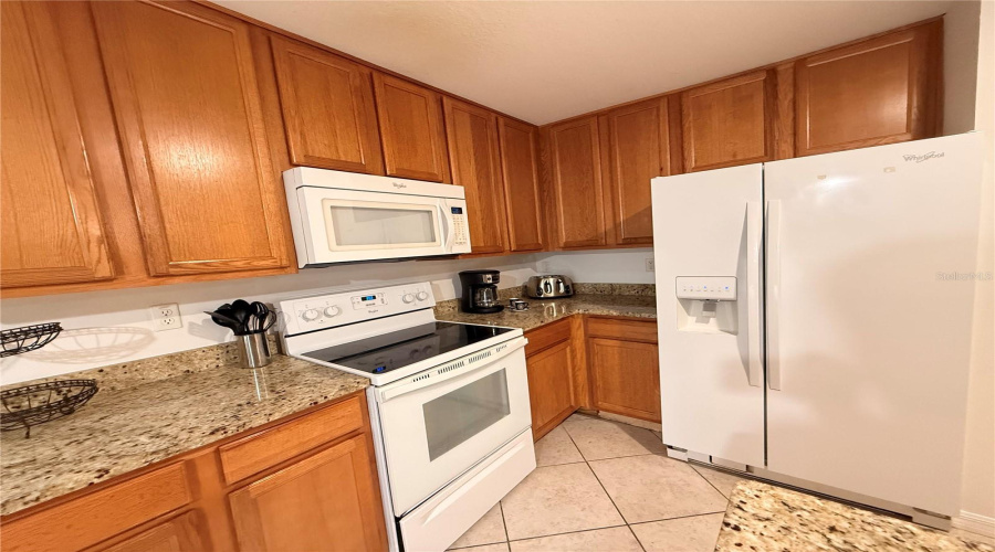 KISSIMMEE, Florida 34746, 4 Bedrooms Bedrooms, ,3 BathroomsBathrooms,Residential,For Sale,SANTOSH,0,MFRO6384380