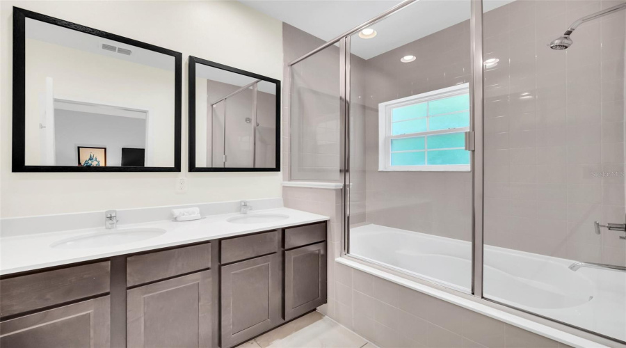 KISSIMMEE, Florida 34746, 2 Bedrooms Bedrooms, ,2 BathroomsBathrooms,Residential,For Sale,CORVETTE,0,MFRO6386597