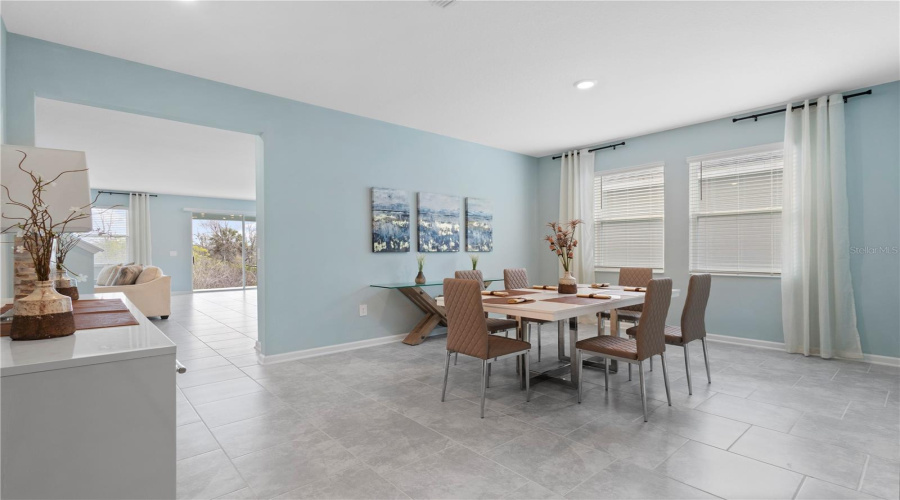 DAVENPORT, Florida 33896, 5 Bedrooms Bedrooms, ,3 BathroomsBathrooms,Residential,For Sale,ACES HIGH,0,MFRS5144769