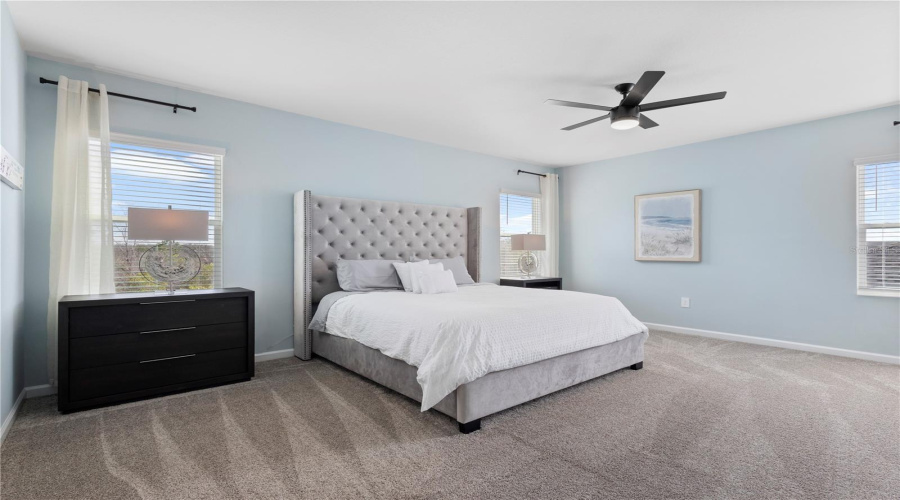 DAVENPORT, Florida 33896, 5 Bedrooms Bedrooms, ,3 BathroomsBathrooms,Residential,For Sale,ACES HIGH,0,MFRS5144769