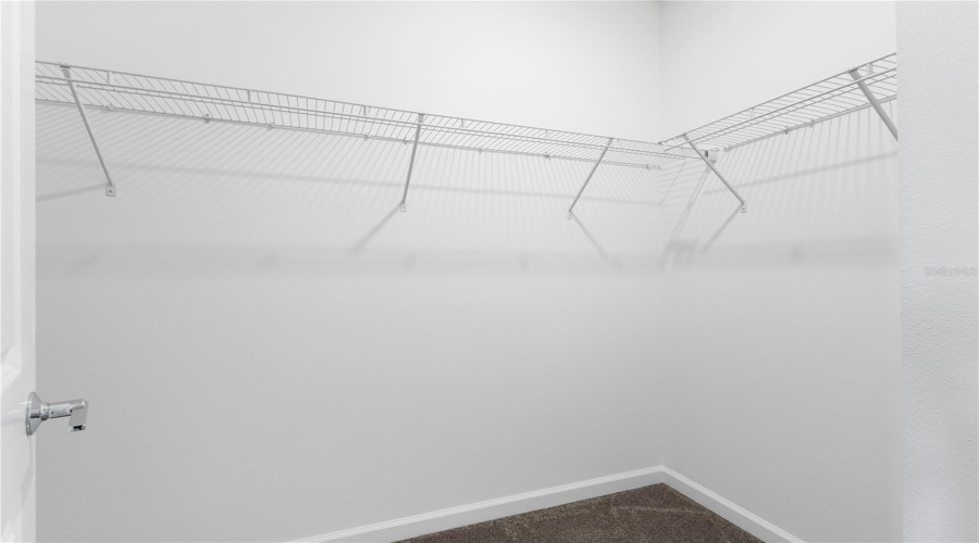 DAVENPORT, Florida 33896, 5 Bedrooms Bedrooms, ,3 BathroomsBathrooms,Residential,For Sale,ACES HIGH,0,MFRS5144769