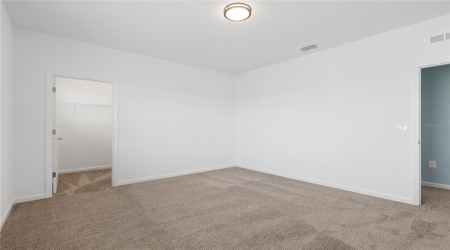 DAVENPORT, Florida 33896, 5 Bedrooms Bedrooms, ,3 BathroomsBathrooms,Residential,For Sale,ACES HIGH,0,MFRS5144769