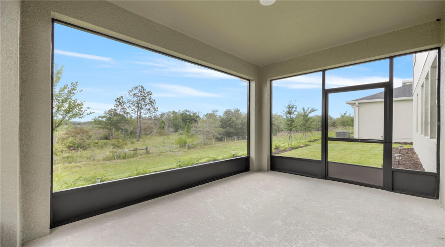 DAVENPORT, Florida 33896, 5 Bedrooms Bedrooms, ,3 BathroomsBathrooms,Residential,For Sale,ACES HIGH,0,MFRS5144769