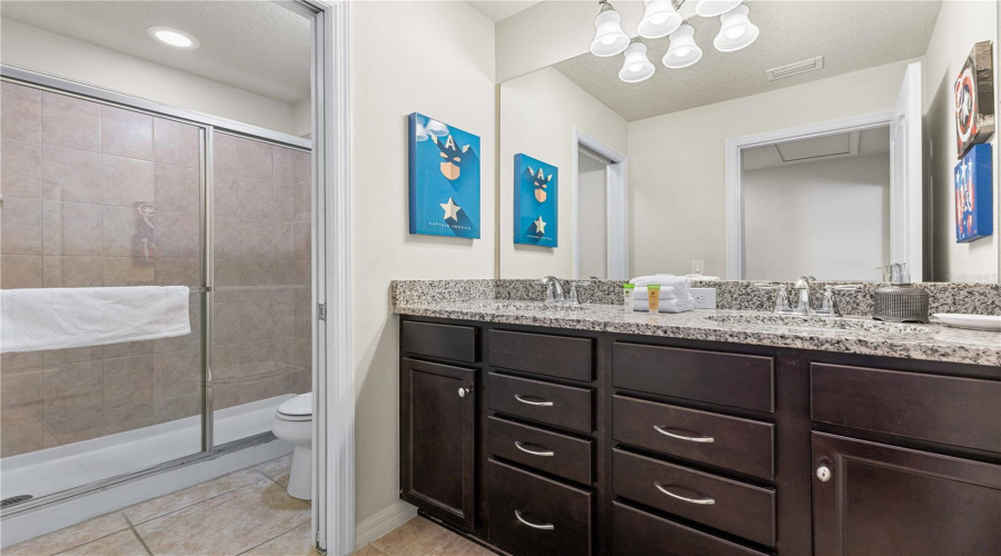 KISSIMMEE, Florida 34747, 6 Bedrooms Bedrooms, ,4 BathroomsBathrooms,Residential,For Sale,RHODES,0,MFRO6282290