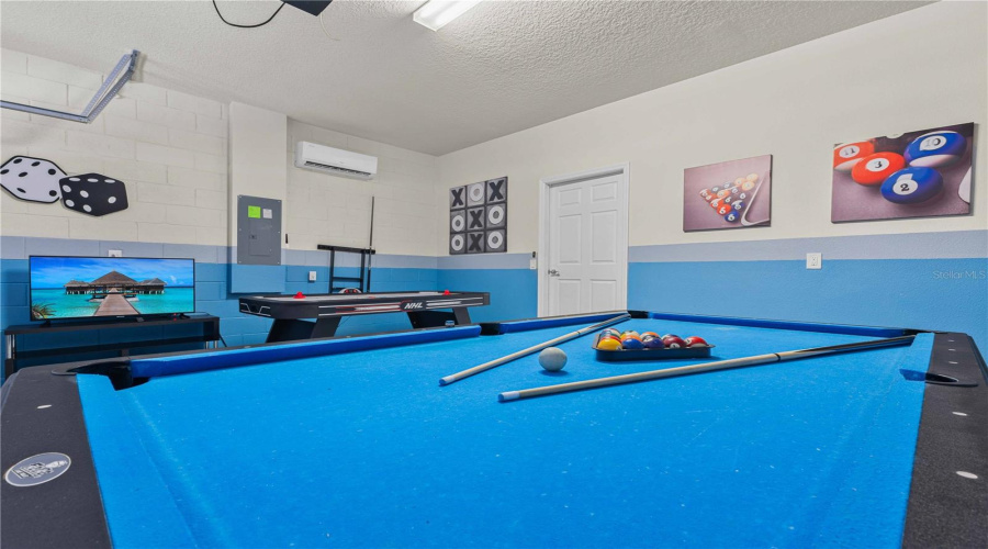 KISSIMMEE, Florida 34747, 6 Bedrooms Bedrooms, ,4 BathroomsBathrooms,Residential,For Sale,RHODES,0,MFRO6282290