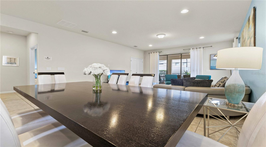 KISSIMMEE, Florida 34747, 6 Bedrooms Bedrooms, ,4 BathroomsBathrooms,Residential,For Sale,RHODES,0,MFRO6282290