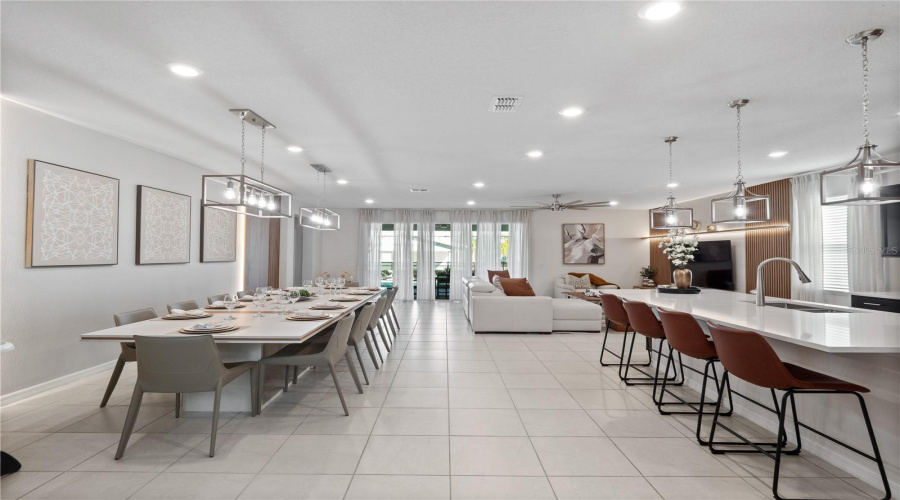 DAVENPORT, Florida 33897, 8 Bedrooms Bedrooms, ,6 BathroomsBathrooms,Residential,For Sale,SUMMER,0,MFRO6386563