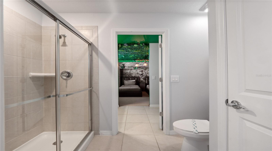 DAVENPORT, Florida 33897, 8 Bedrooms Bedrooms, ,6 BathroomsBathrooms,Residential,For Sale,SUMMER,0,MFRO6386563