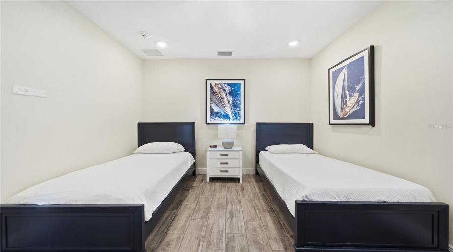 KISSIMMEE, Florida 34747, 7 Bedrooms Bedrooms, ,8 BathroomsBathrooms,Residential,For Sale,SURF,0,MFRO6386683