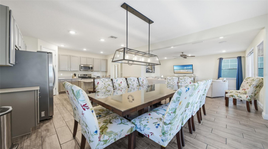 KISSIMMEE, Florida 34747, 7 Bedrooms Bedrooms, ,8 BathroomsBathrooms,Residential,For Sale,SURF,0,MFRO6386683