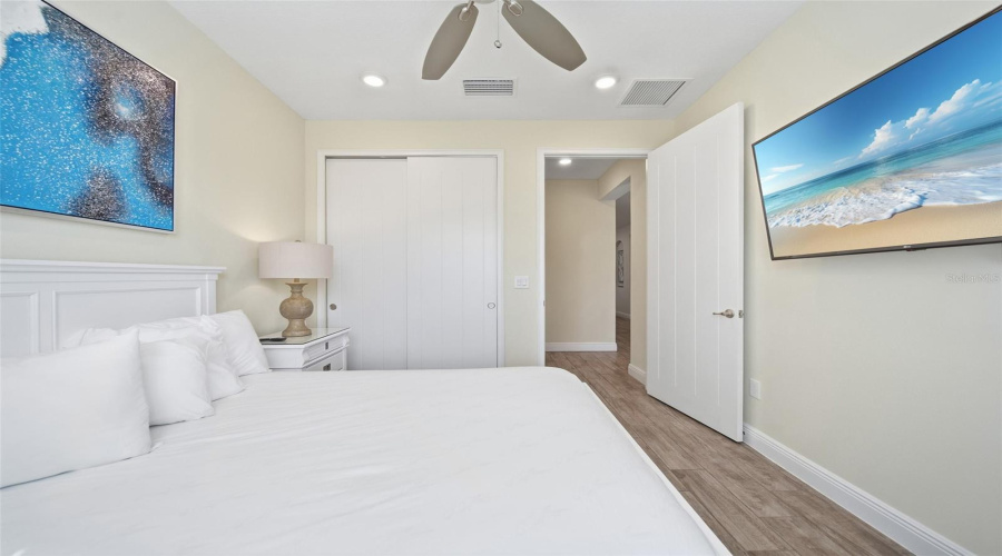 KISSIMMEE, Florida 34747, 7 Bedrooms Bedrooms, ,8 BathroomsBathrooms,Residential,For Sale,SURF,0,MFRO6386683