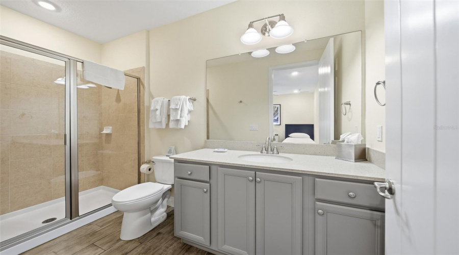 KISSIMMEE, Florida 34747, 7 Bedrooms Bedrooms, ,8 BathroomsBathrooms,Residential,For Sale,SURF,0,MFRO6386683