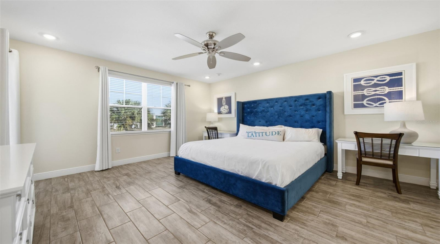 KISSIMMEE, Florida 34747, 7 Bedrooms Bedrooms, ,8 BathroomsBathrooms,Residential,For Sale,SURF,0,MFRO6386683