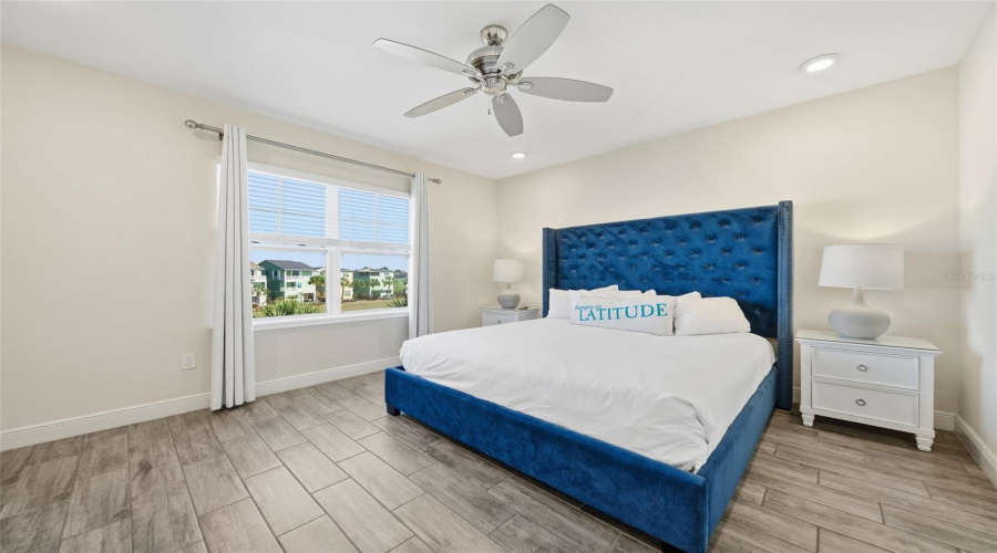 KISSIMMEE, Florida 34747, 7 Bedrooms Bedrooms, ,8 BathroomsBathrooms,Residential,For Sale,SURF,0,MFRO6386683