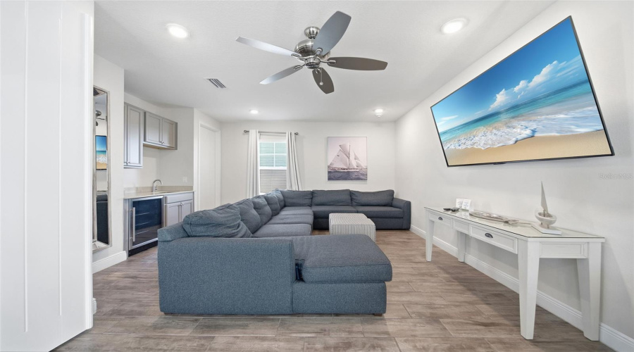 KISSIMMEE, Florida 34747, 7 Bedrooms Bedrooms, ,8 BathroomsBathrooms,Residential,For Sale,SURF,0,MFRO6386683