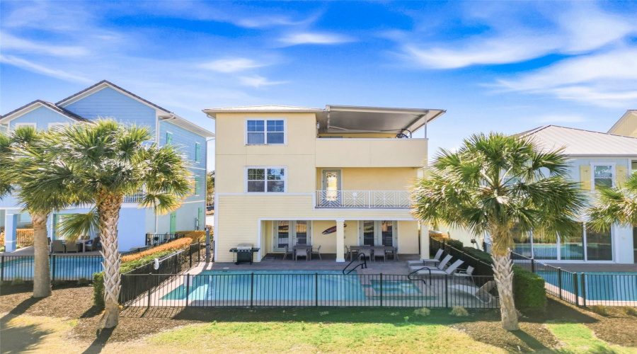 KISSIMMEE, Florida 34747, 7 Bedrooms Bedrooms, ,8 BathroomsBathrooms,Residential,For Sale,SURF,0,MFRO6386683