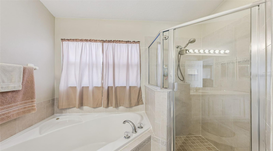 DAVENPORT, Florida 33896, 3 Bedrooms Bedrooms, ,2 BathroomsBathrooms,Residential,For Sale,KNIGHTSBRIDGE,0,MFRS5143955