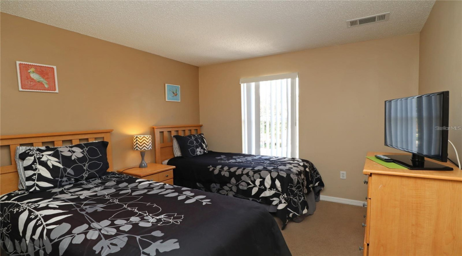 KISSIMMEE, Florida 34747, 3 Bedrooms Bedrooms, ,2 BathroomsBathrooms,Residential,For Sale,CRYSTAL COVE,0,MFRS5144864