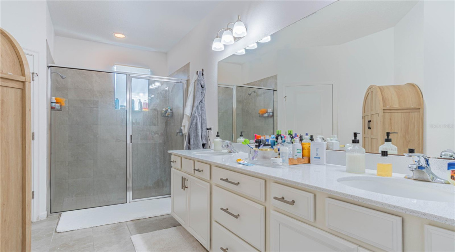 DAVENPORT, Florida 33897, 4 Bedrooms Bedrooms, ,2 BathroomsBathrooms,Residential,For Sale,TRINITY RIDGE,0,MFRG5108812