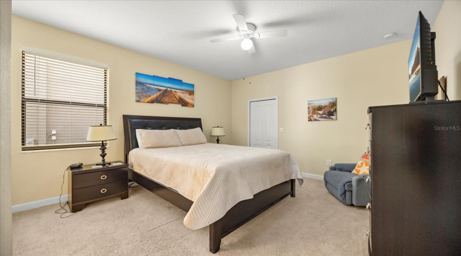 DAVENPORT, Florida 33896, 5 Bedrooms Bedrooms, ,4 BathroomsBathrooms,Residential,For Sale,WEXFORD,0,MFRO6363714