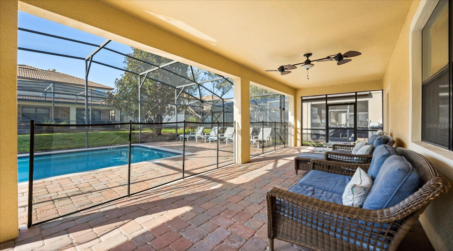 DAVENPORT, Florida 33896, 5 Bedrooms Bedrooms, ,4 BathroomsBathrooms,Residential,For Sale,WEXFORD,0,MFRO6363714