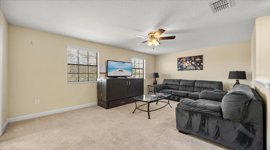 DAVENPORT, Florida 33896, 5 Bedrooms Bedrooms, ,4 BathroomsBathrooms,Residential,For Sale,WEXFORD,0,MFRO6363714