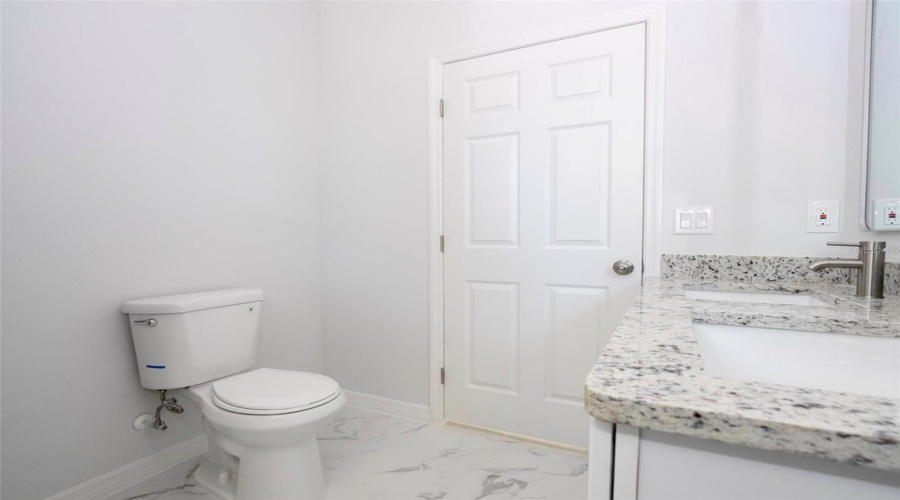 DAVENPORT, Florida 33837, 3 Bedrooms Bedrooms, ,2 BathroomsBathrooms,Residential,For Sale,ALTA VISTA,0,MFRO6386849