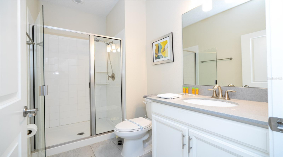 KISSIMMEE, Florida 34746, 4 Bedrooms Bedrooms, ,3 BathroomsBathrooms,Residential,For Sale,ROMEO,0,MFRO6384344