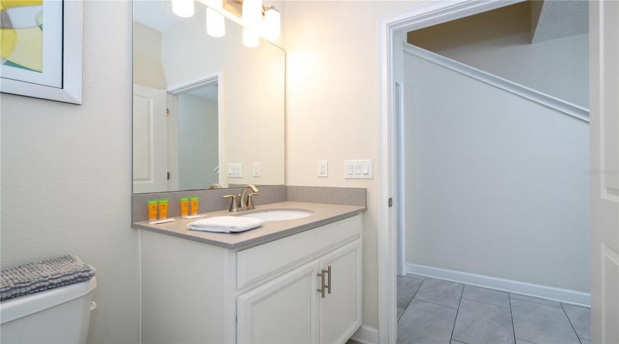 KISSIMMEE, Florida 34746, 4 Bedrooms Bedrooms, ,3 BathroomsBathrooms,Residential,For Sale,ROMEO,0,MFRO6384344