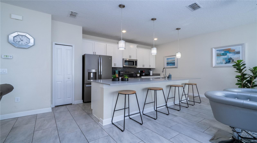 KISSIMMEE, Florida 34746, 4 Bedrooms Bedrooms, ,3 BathroomsBathrooms,Residential,For Sale,ROMEO,0,MFRO6384344