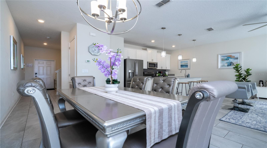 KISSIMMEE, Florida 34746, 4 Bedrooms Bedrooms, ,3 BathroomsBathrooms,Residential,For Sale,ROMEO,0,MFRO6384344