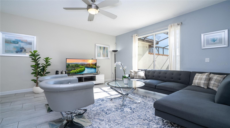 KISSIMMEE, Florida 34746, 4 Bedrooms Bedrooms, ,3 BathroomsBathrooms,Residential,For Sale,ROMEO,0,MFRO6384344