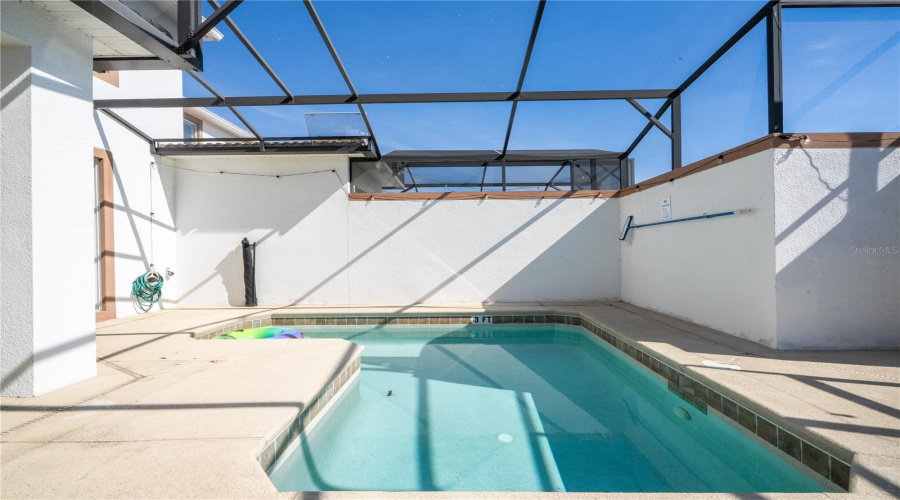 KISSIMMEE, Florida 34746, 4 Bedrooms Bedrooms, ,3 BathroomsBathrooms,Residential,For Sale,ROMEO,0,MFRO6384344