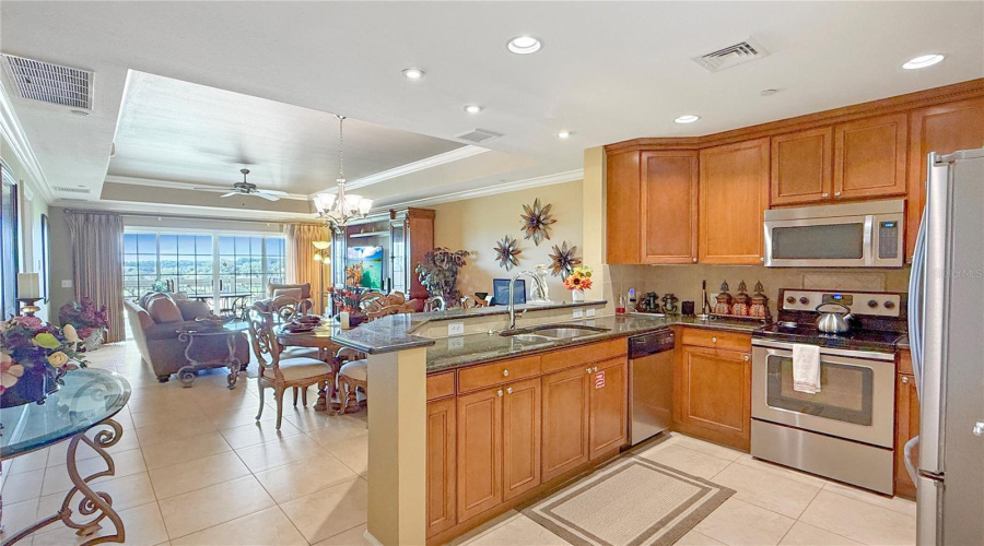 REUNION, Florida 34747, 3 Bedrooms Bedrooms, ,3 BathroomsBathrooms,Residential,For Sale,CENTRE COURT RIDGE,0,MFRS5137427