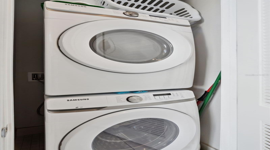 REUNION, Florida 34747, 5 Bedrooms Bedrooms, ,4 BathroomsBathrooms,Residential,For Sale,SANDY RIDGE,0,MFRS5137402