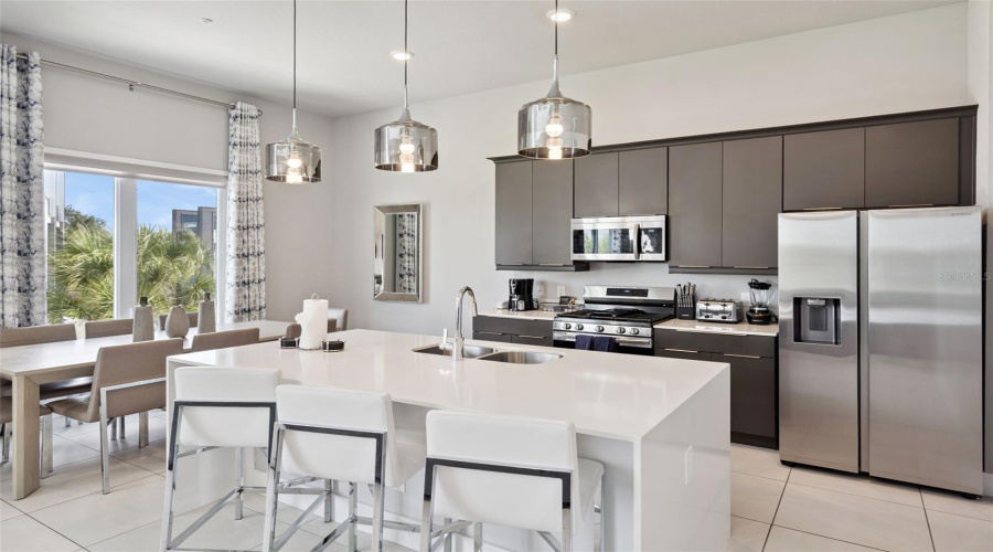 REUNION, Florida 34747, 5 Bedrooms Bedrooms, ,4 BathroomsBathrooms,Residential,For Sale,SANDY RIDGE,0,MFRS5137402