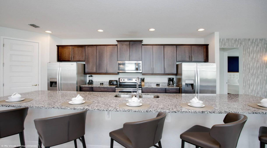 KISSIMMEE, Florida 34747, 9 Bedrooms Bedrooms, ,8 BathroomsBathrooms,Residential,For Sale,GRABEN,0,MFRO6255756