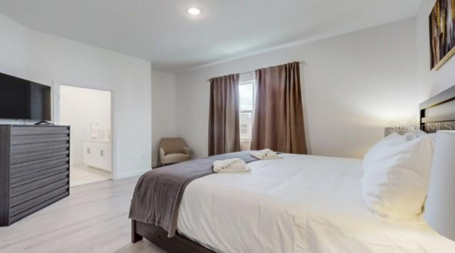 DAVENPORT, Florida 33896, 4 Bedrooms Bedrooms, ,4 BathroomsBathrooms,Residential,For Sale,FAMAGUSTA,0,MFRO6387167