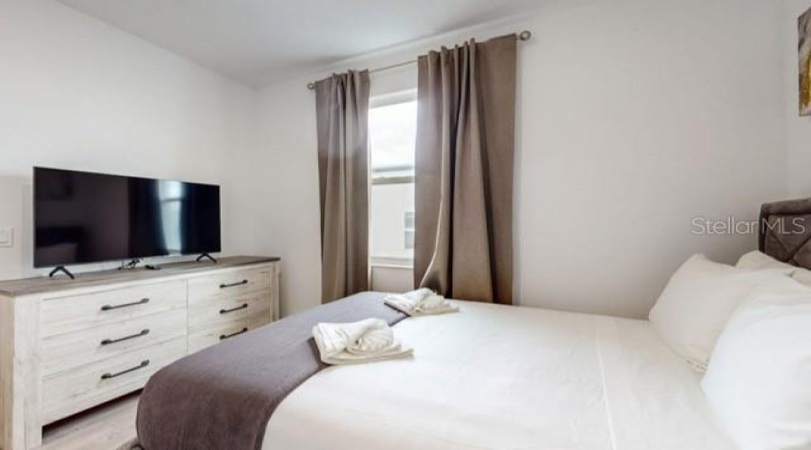 DAVENPORT, Florida 33896, 4 Bedrooms Bedrooms, ,4 BathroomsBathrooms,Residential,For Sale,FAMAGUSTA,0,MFRO6387167