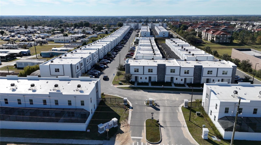 DAVENPORT, Florida 33896, 4 Bedrooms Bedrooms, ,4 BathroomsBathrooms,Residential,For Sale,FAMAGUSTA,0,MFRO6387167