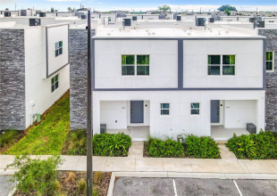 DAVENPORT, Florida 33896, 5 Bedrooms Bedrooms, ,5 BathroomsBathrooms,Residential,For Sale,TRIKOMO,0,MFRO6387197