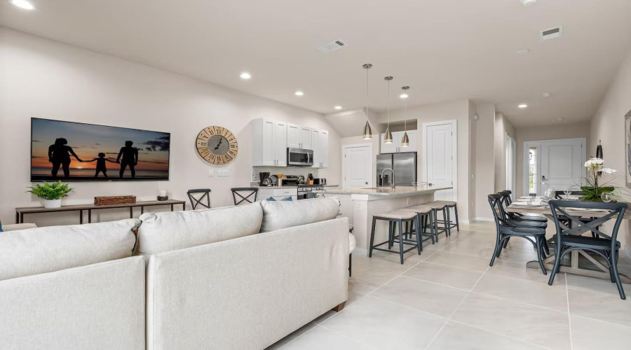 KISSIMMEE, Florida 34747, 3 Bedrooms Bedrooms, ,3 BathroomsBathrooms,Residential,For Sale,SUNFLOWER,0,MFRO6387020