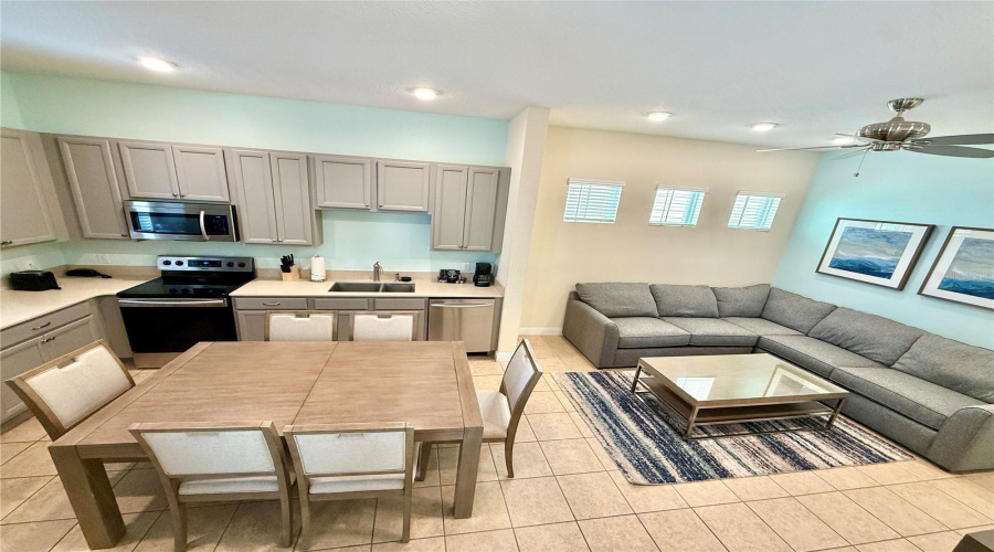 KISSIMMEE, Florida 34747, 3 Bedrooms Bedrooms, ,3 BathroomsBathrooms,Residential,For Sale,SEA PLANE,0,MFRO6386265